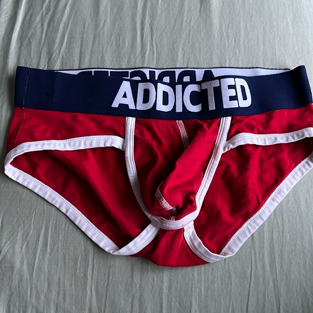Addicted brief red